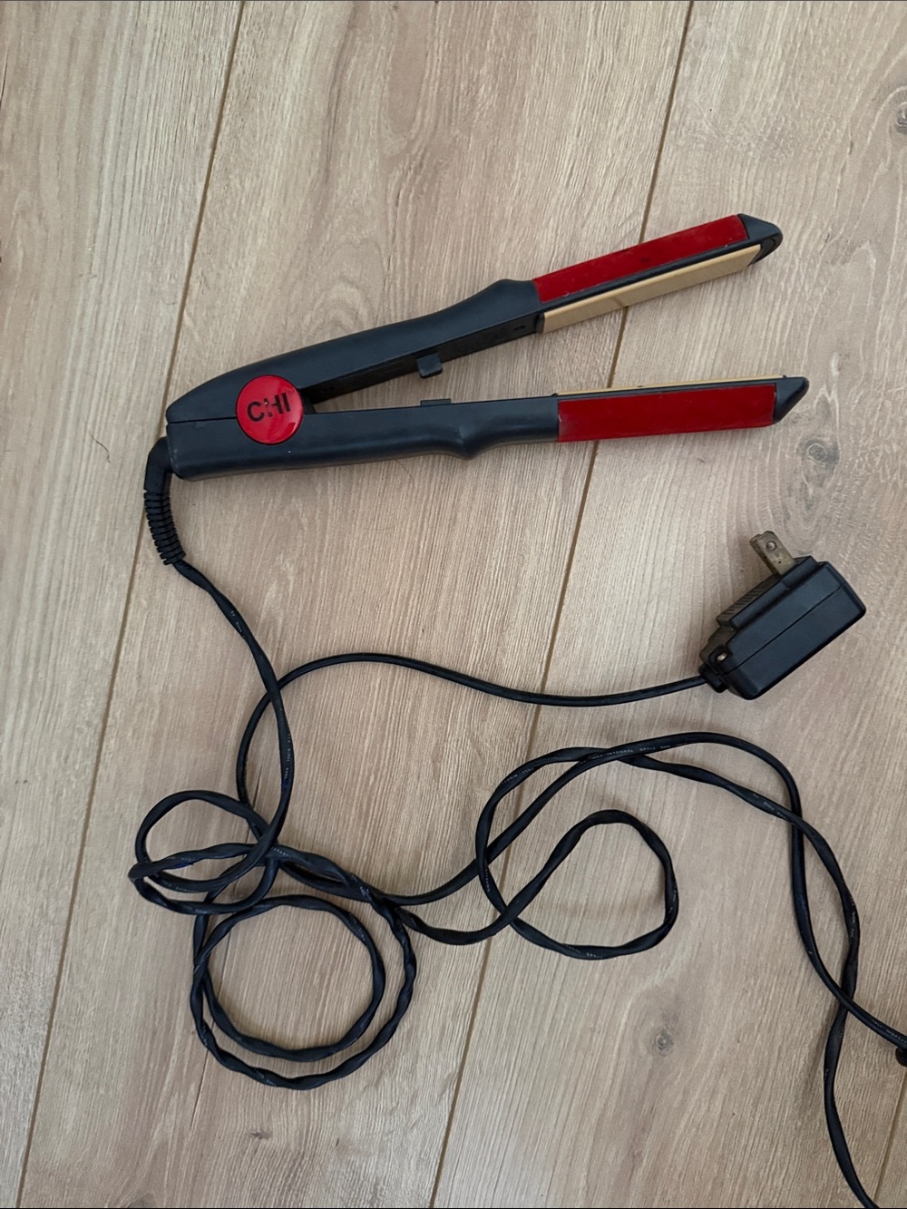 C3+I Red and Black Hair Straightener